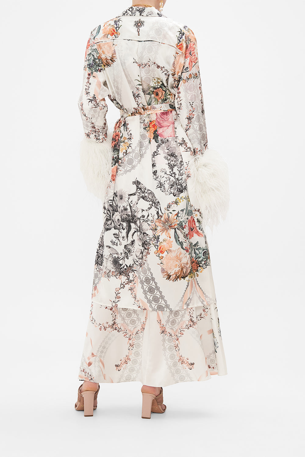 CAMILLA white silk coat with feathers in De Hhaar Memoirs print