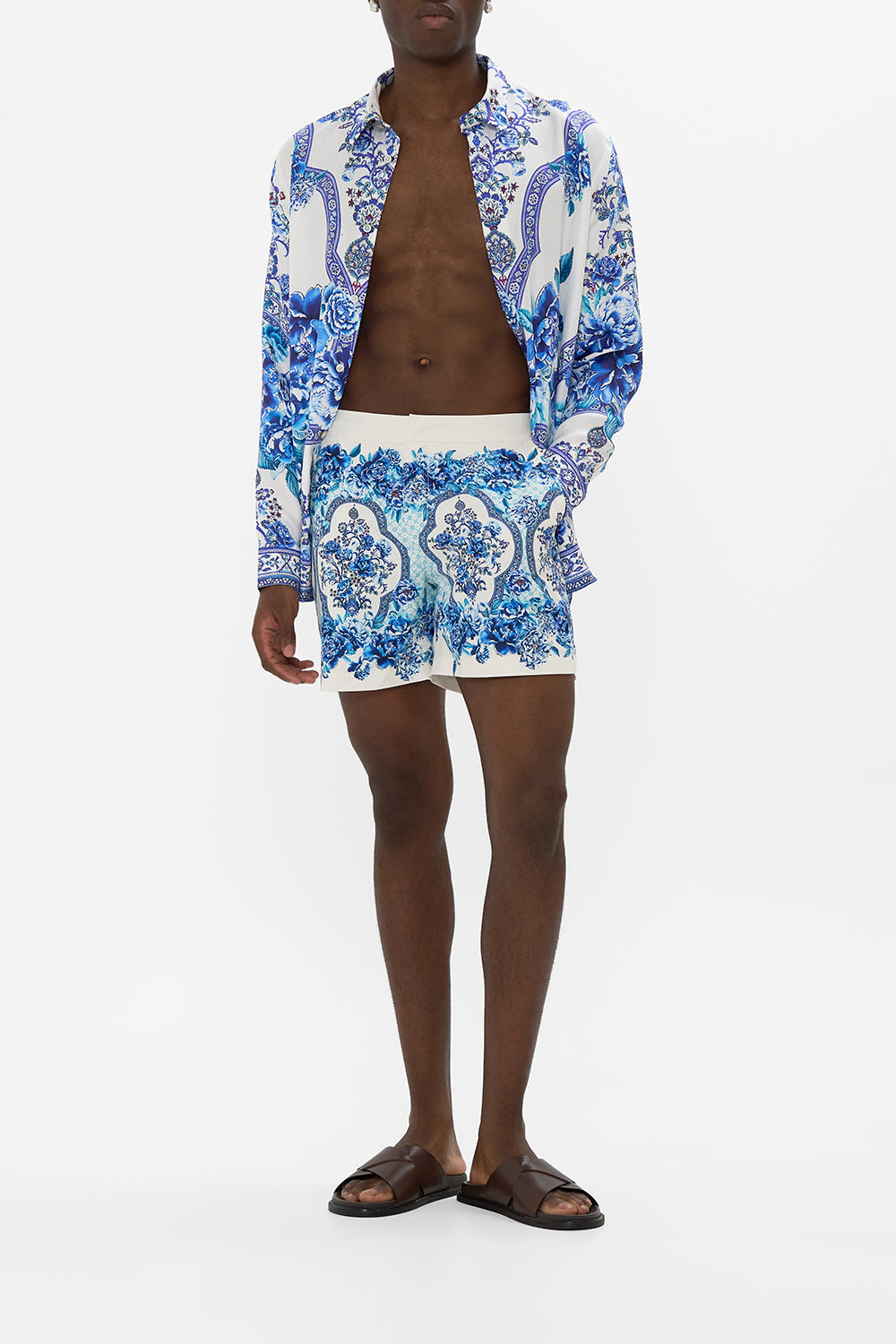 MID LENGTH BOARDSHORT WITH FIXED WAIST A CERAMIC GARDEN