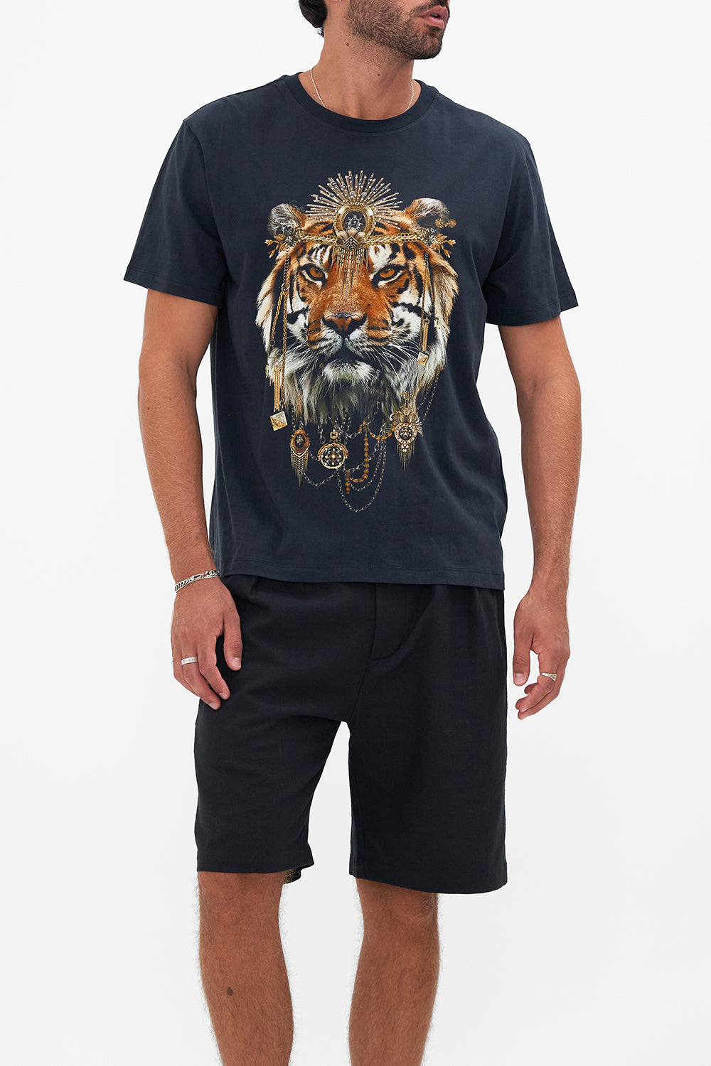 RELAXED FIT TEE THE NIGHT IS NOIR