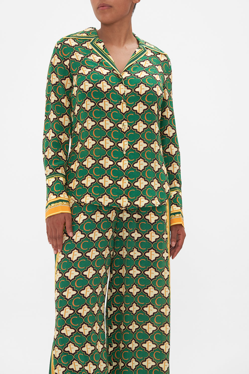 PYJAMA SHIRT JEALOUSY AND JEWELS