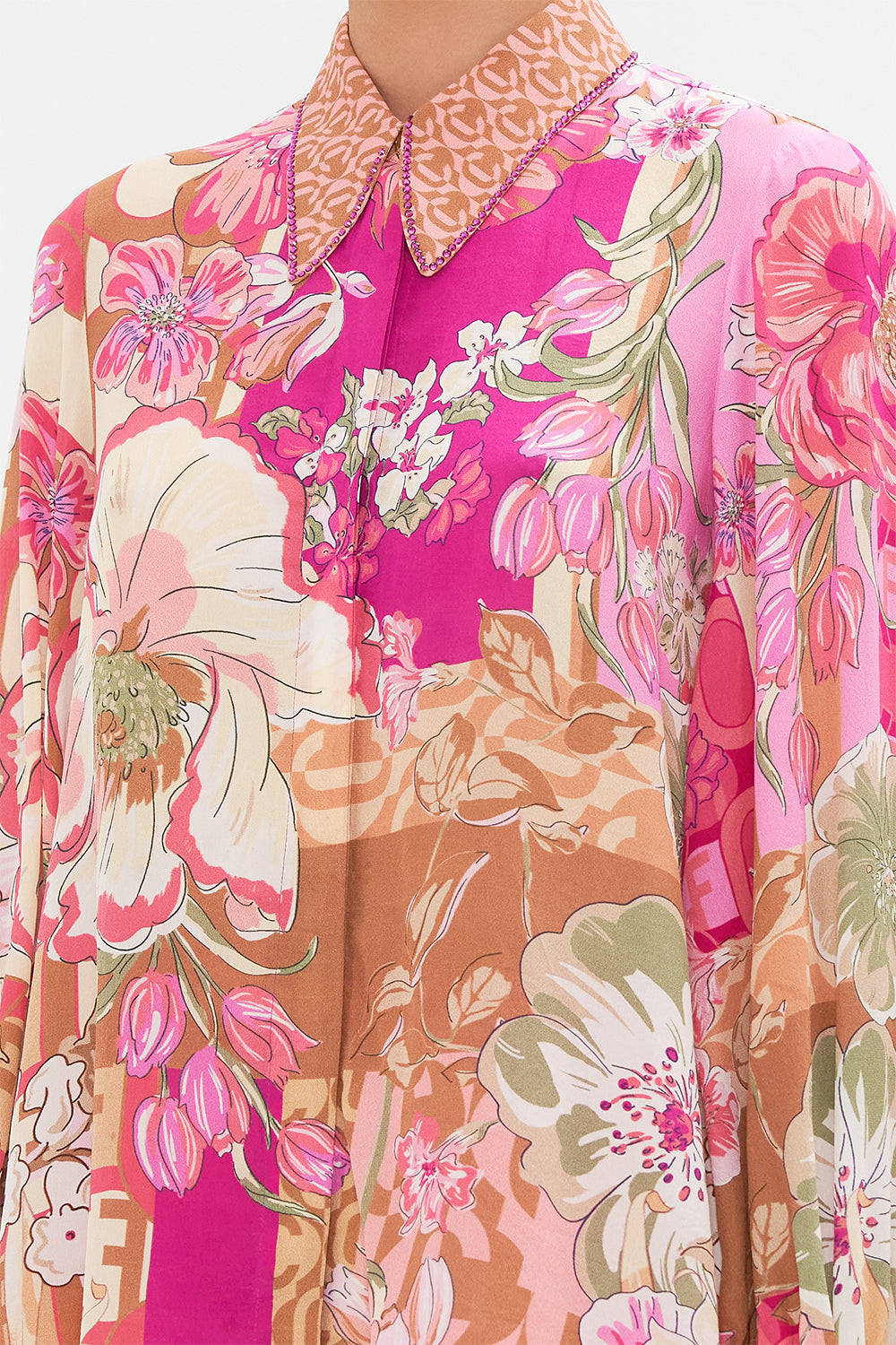 CURVED COLLAR BLOUSE A GIRL NAMED FLORENCE