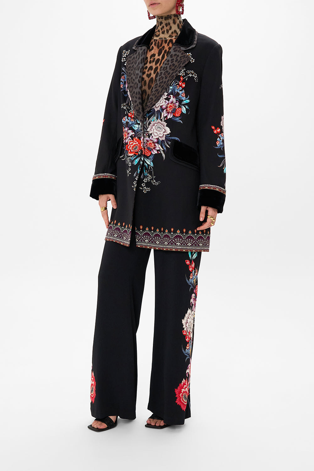 CAMILLA mid length coat in Volendam Dolls print