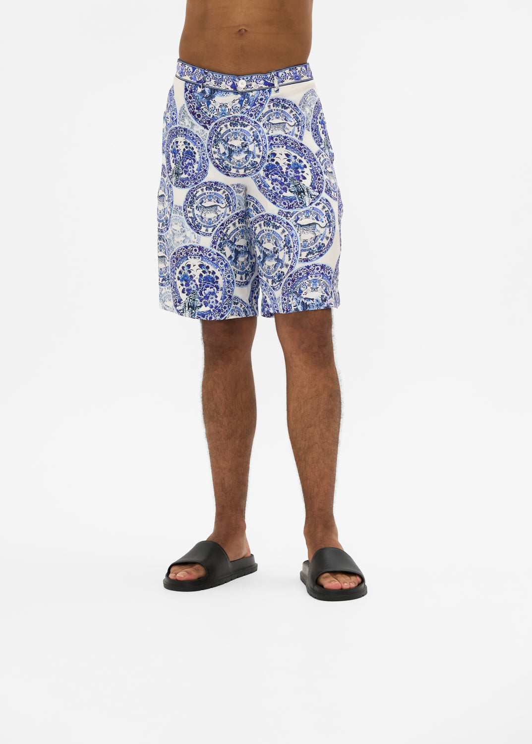 FIXED WAIST MID LENGTH WALK SHORT GLAZE AND GRAZE