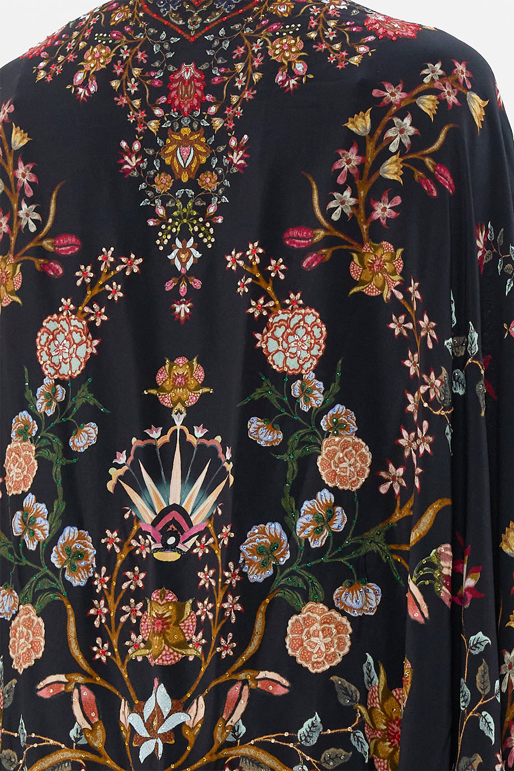 CAMILLA Macrame Shawl in Loom to Tomb print