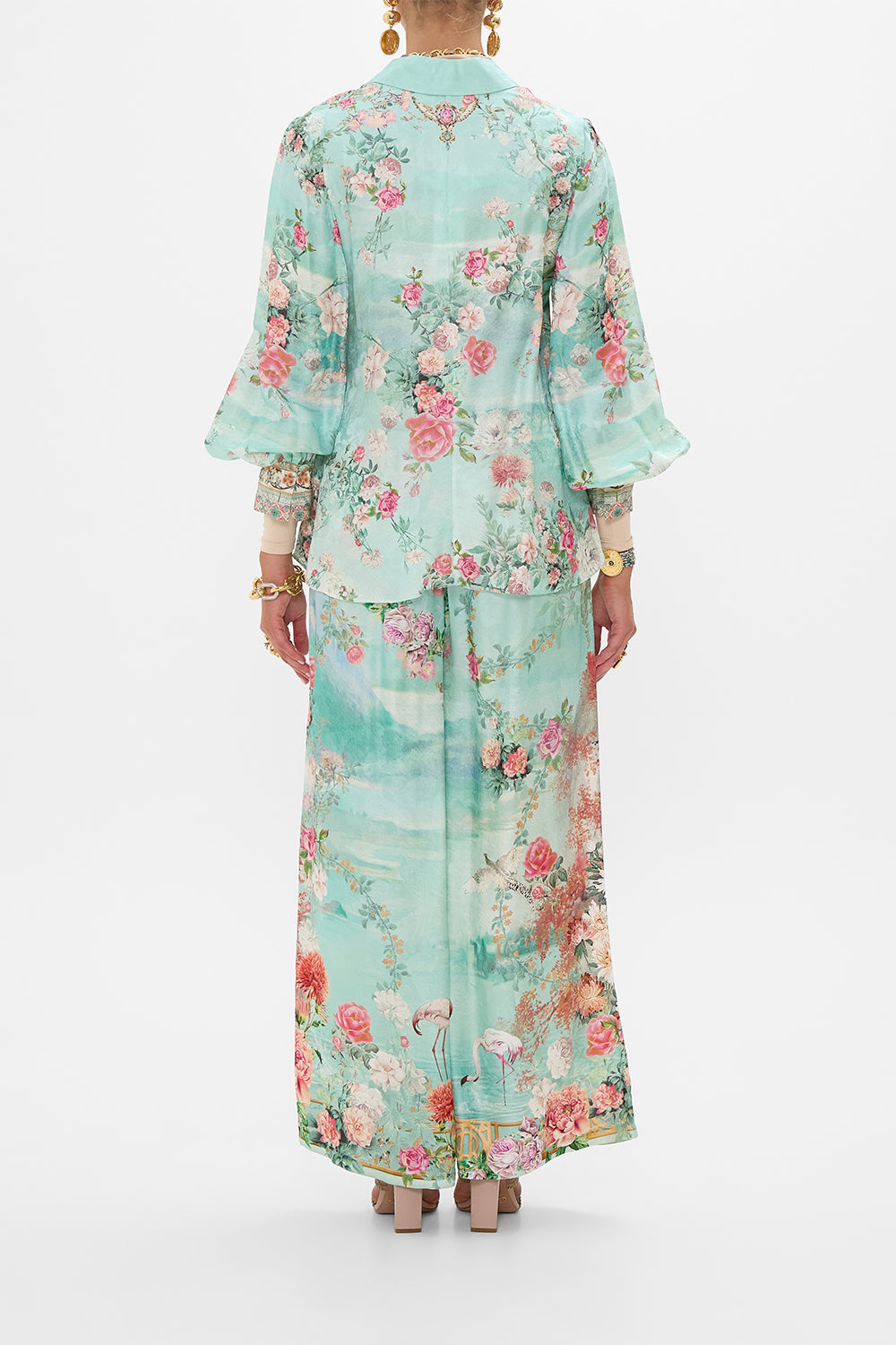 CURVED COLLAR BLOUSE THE JEWELLERY MUSEUM