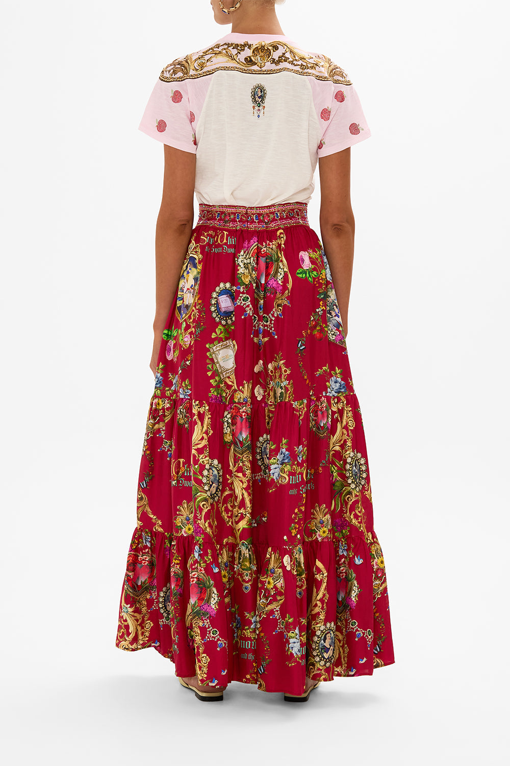 Disney CAMILLA graphic t shirt in Just One Bite Snow White