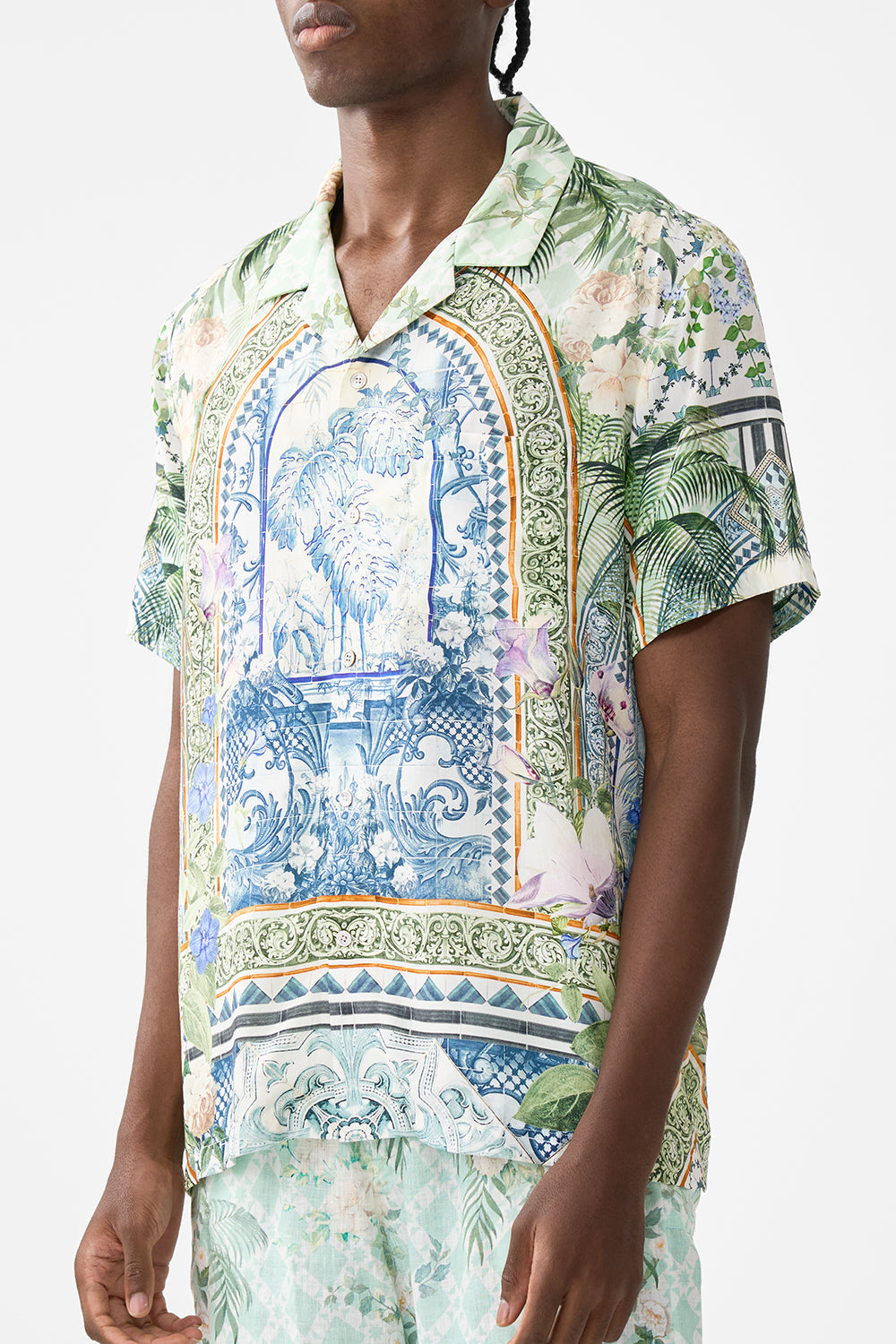 SHORT SLEEVE CAMP COLLARED SHIRT JARDIM PARTY