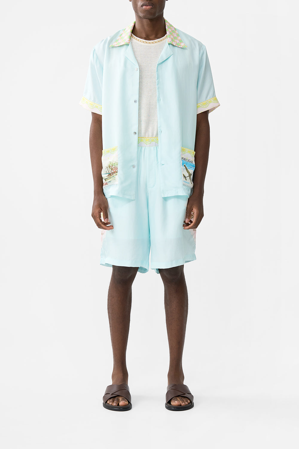 BAGGY MID LENGTH WALK SHORT WITH LOVE FROM LISBON