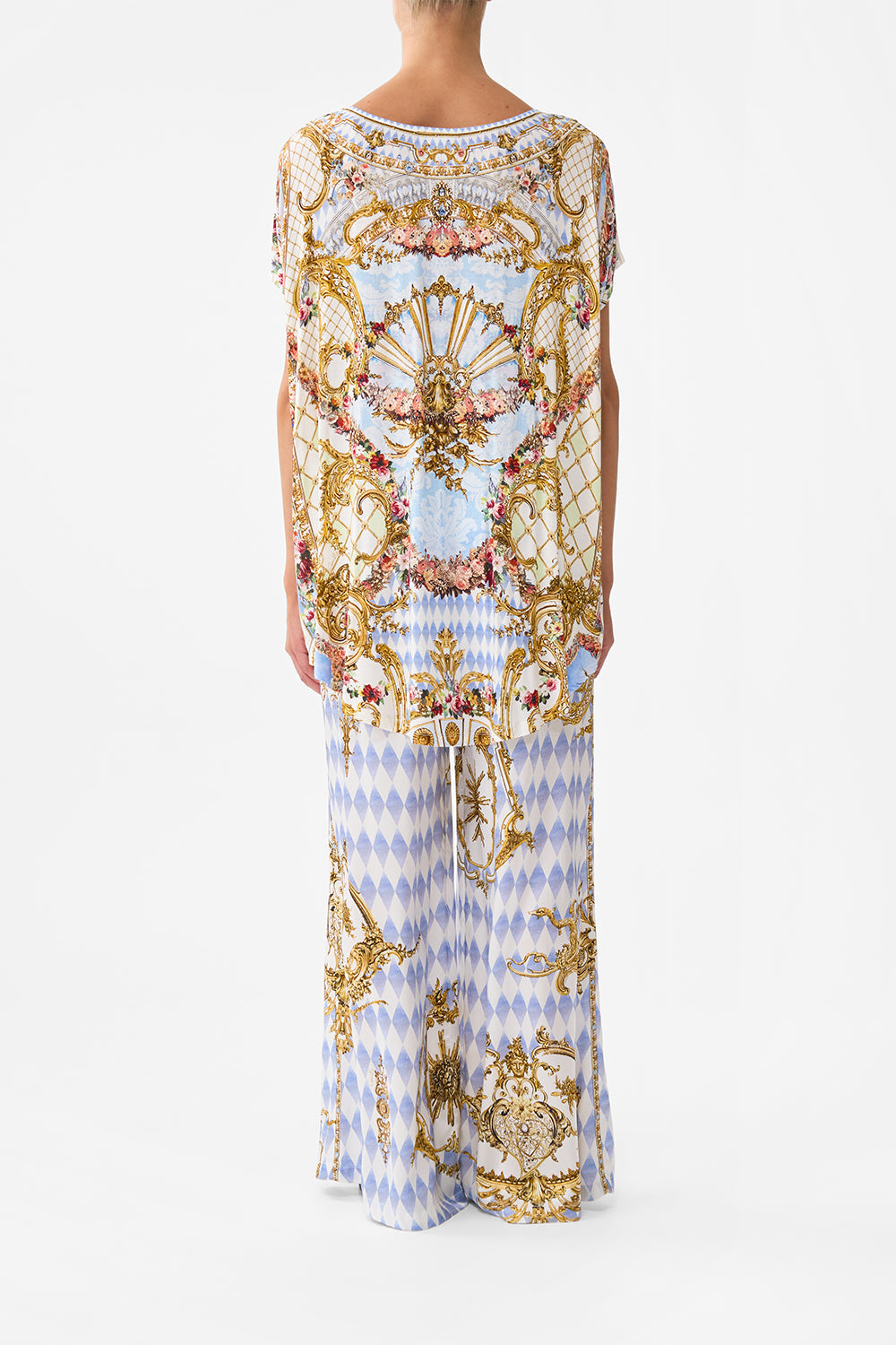 LOOSE FIT TEE THRONE GAMES