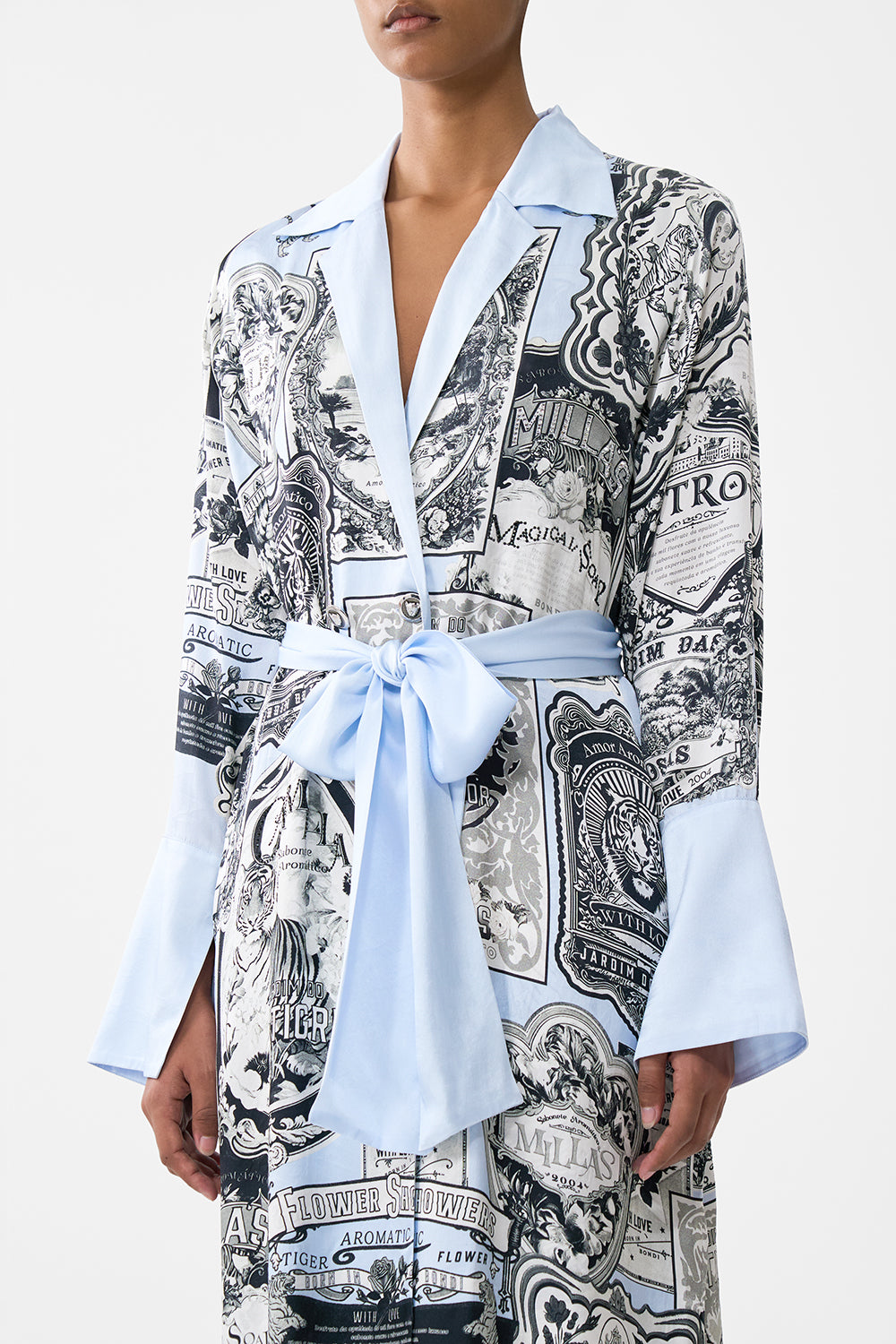 SPLIT CUFF SOFT COAT PERFUMED IN PORTO