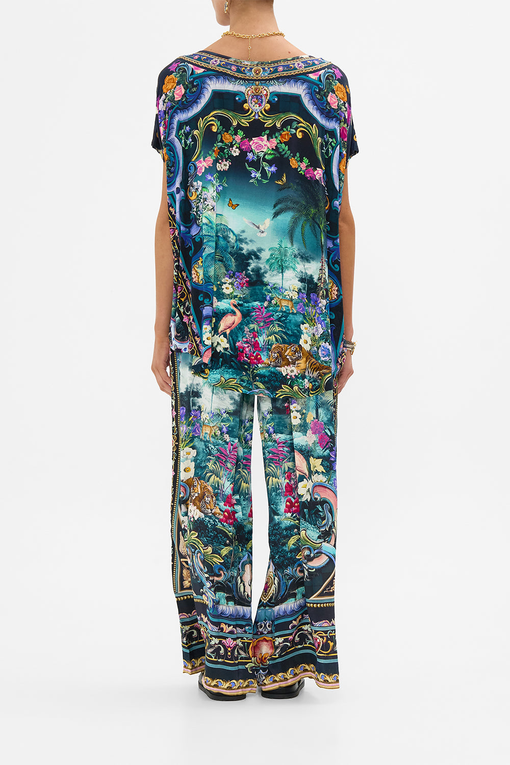 The CAMILLA Loose Fit Tee in our Basked In Baroque print.