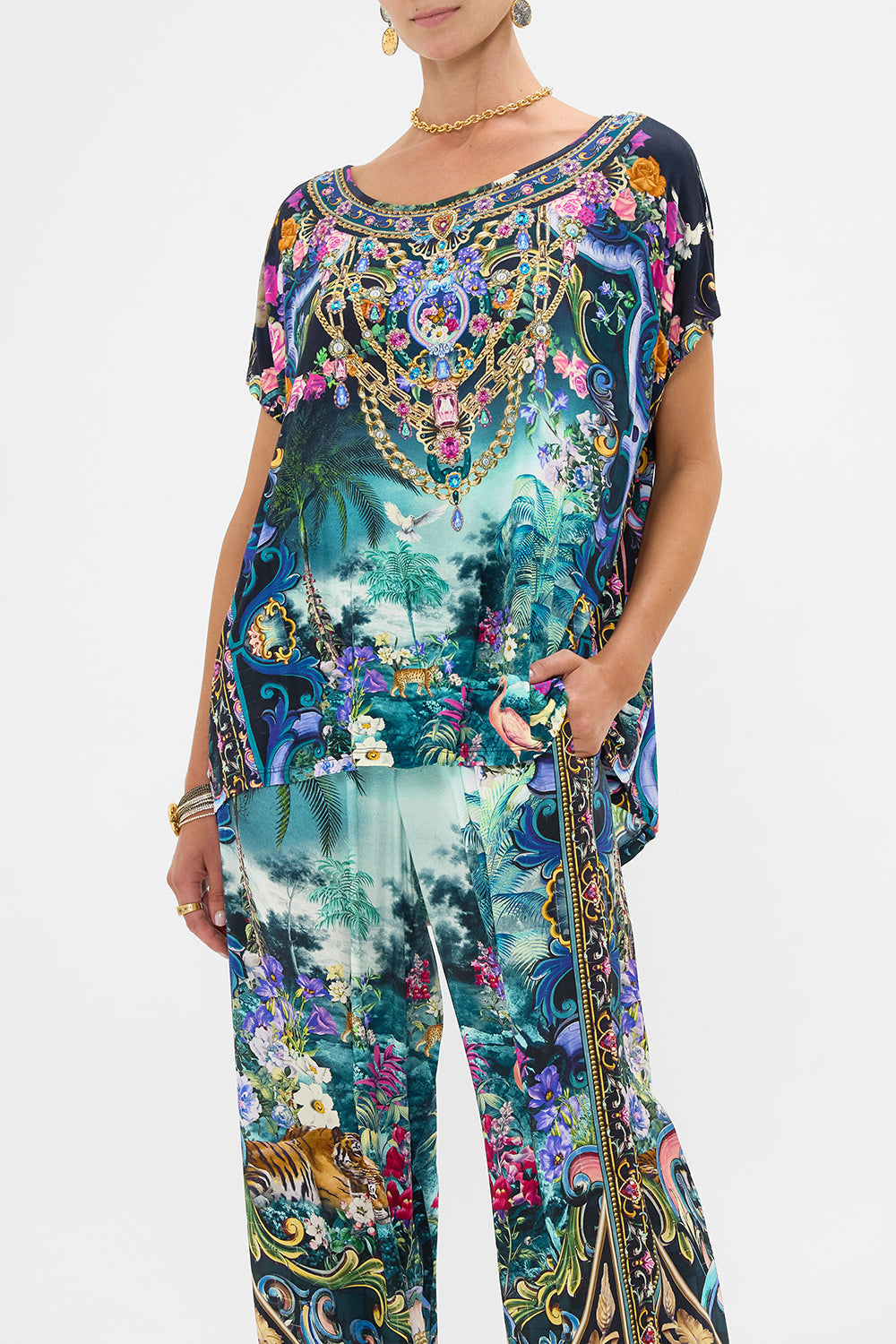 The CAMILLA Loose Fit Tee in our Basked In Baroque print.