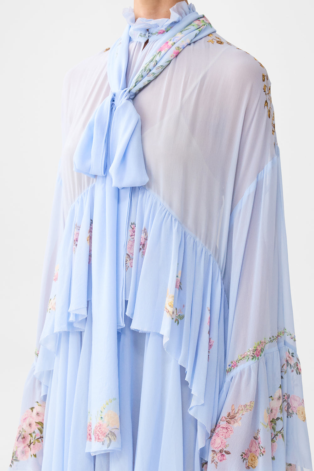 RUFFLE HIGH LOW DRESS WITH LONG SLEEVE TILED IN TIME