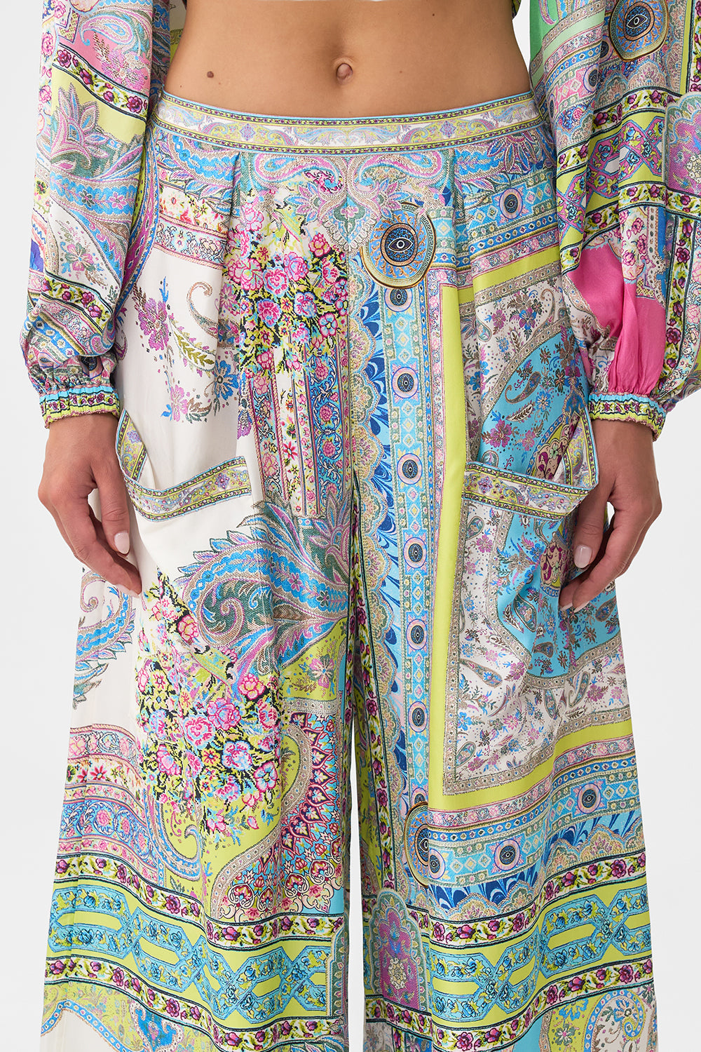 WIDE LEG TROUSER WITH FRONT POCKETS MAGIC CARPET RIDE