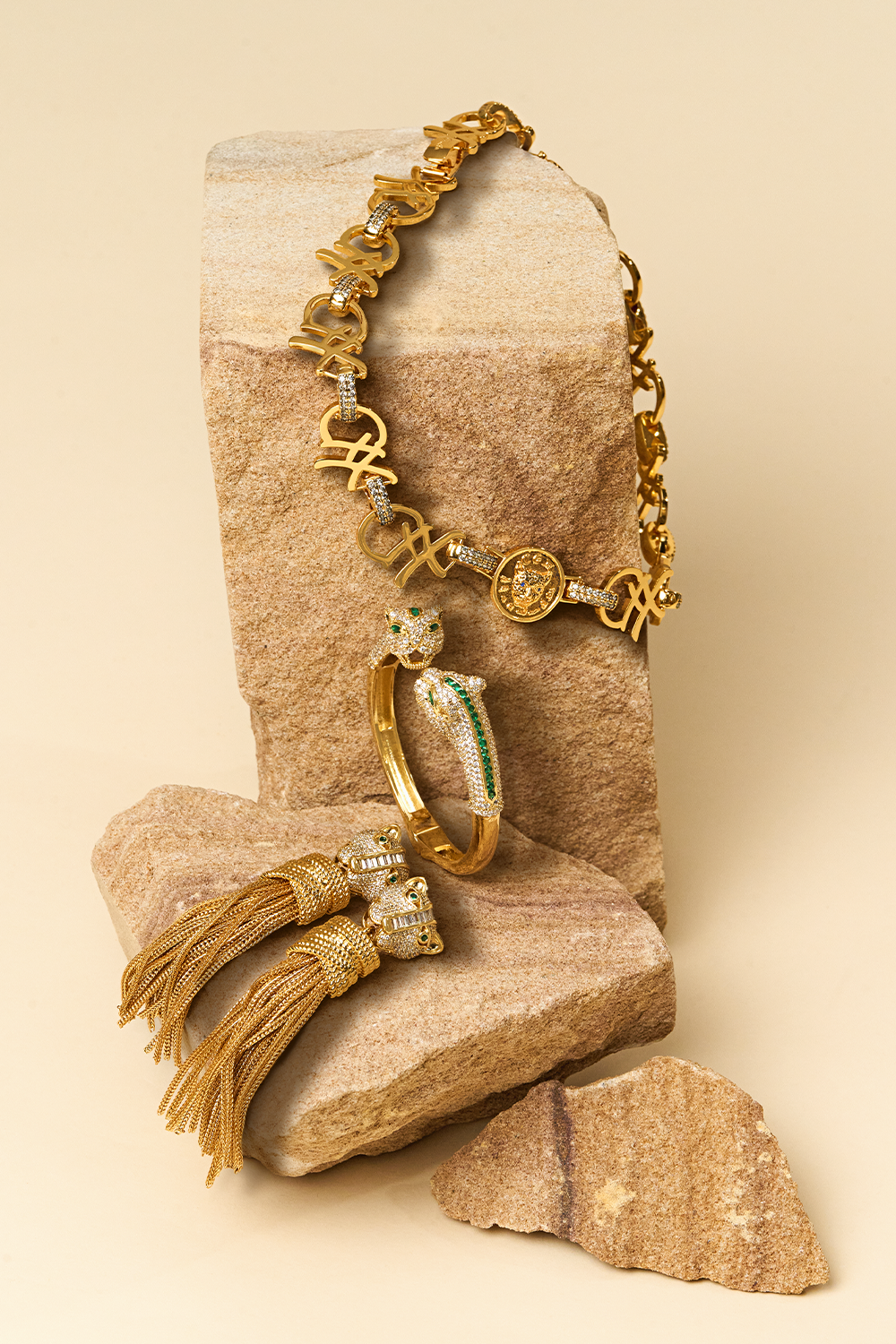 FIERCE FOLKLORE BASTET BANGLE GOLD