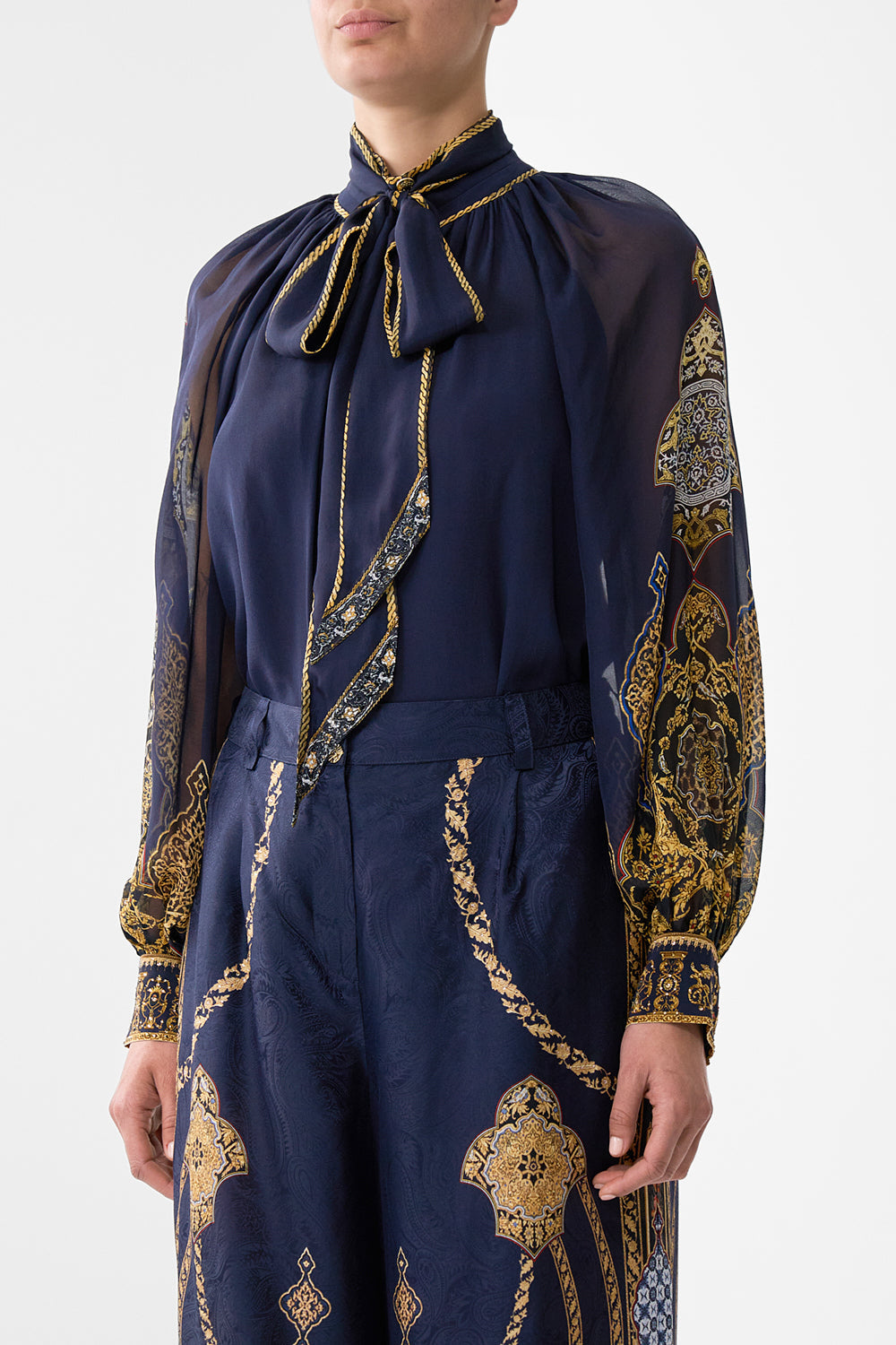 DETACHABLE PUSSY BOW RAGLAN BLOUSE THE IMPERIAL GATE