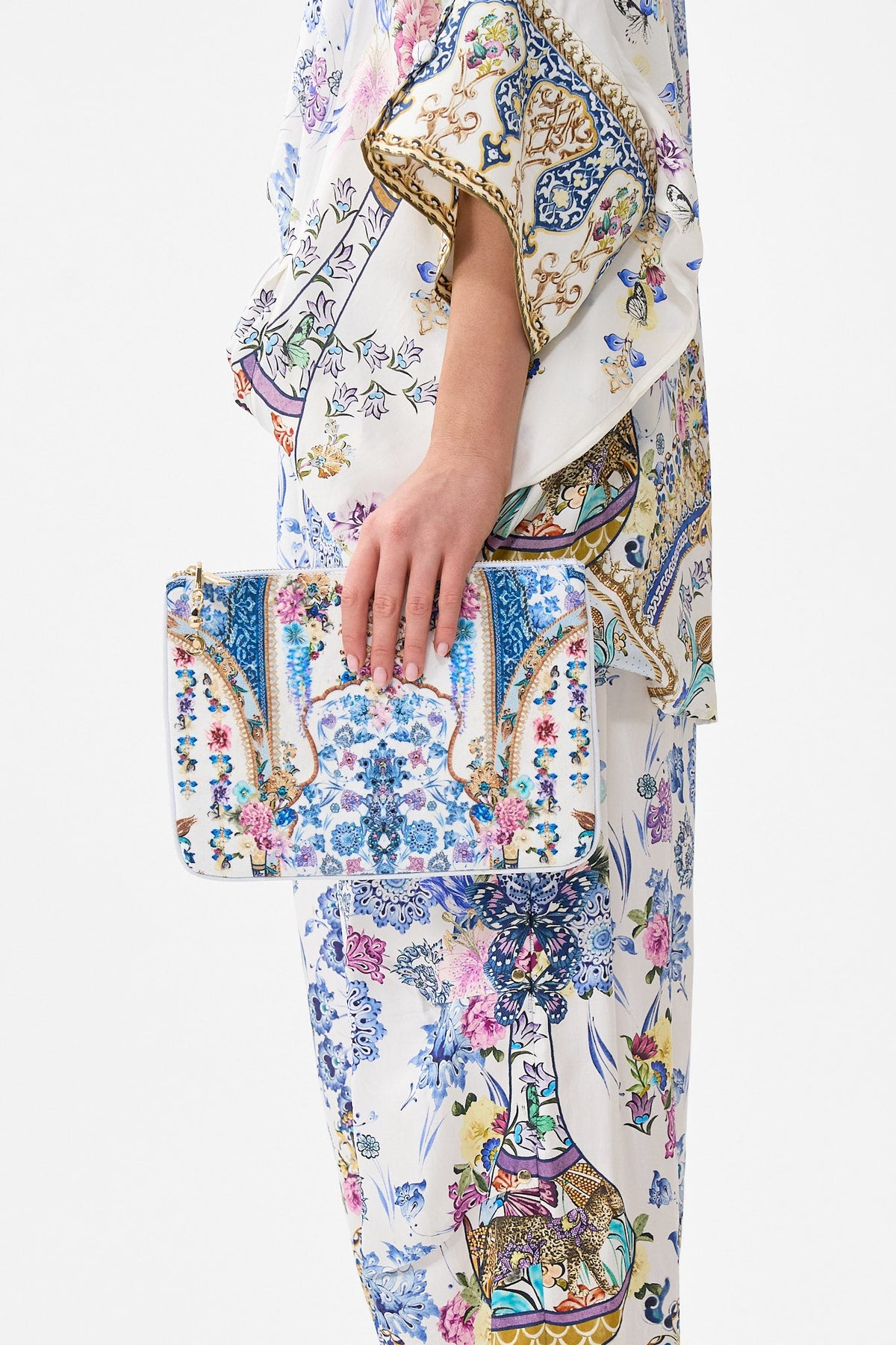 SMALL CANVAS CLUTCH ALL ABOUT THAT LACE