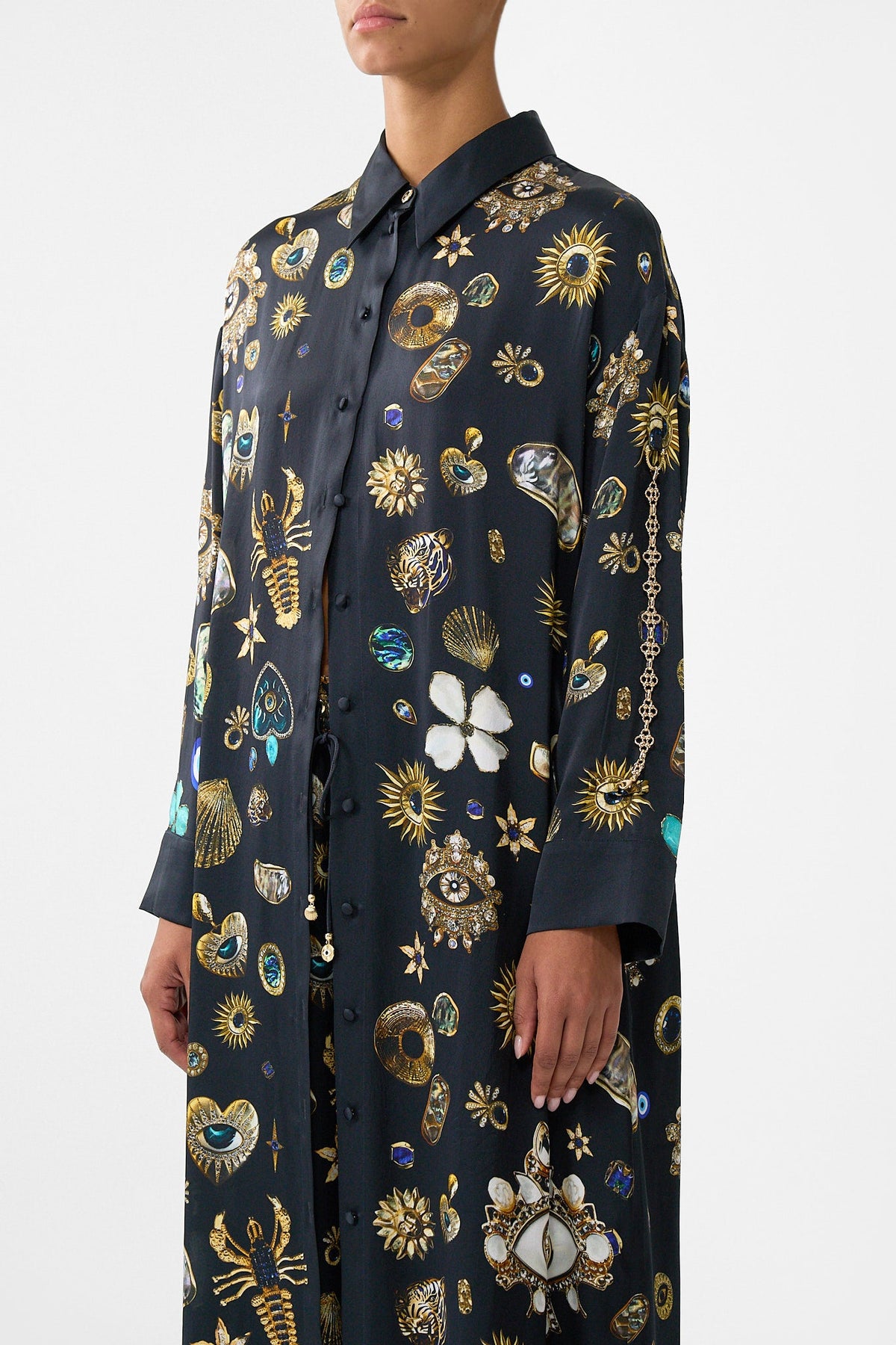 SHIRT DRESS WITH BACK BUTTON DETAIL AMULETS AND ALCHEMY