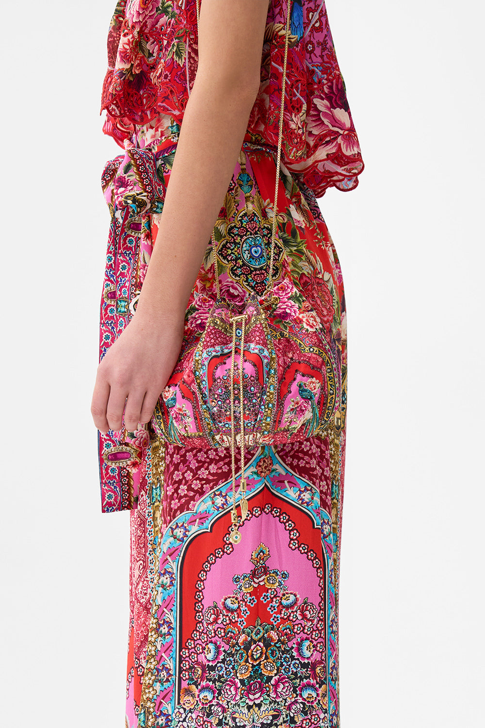 DRAWSTRING POUCH BAG WITH CHAIN STRAP HEIRLOOM EMPIRE