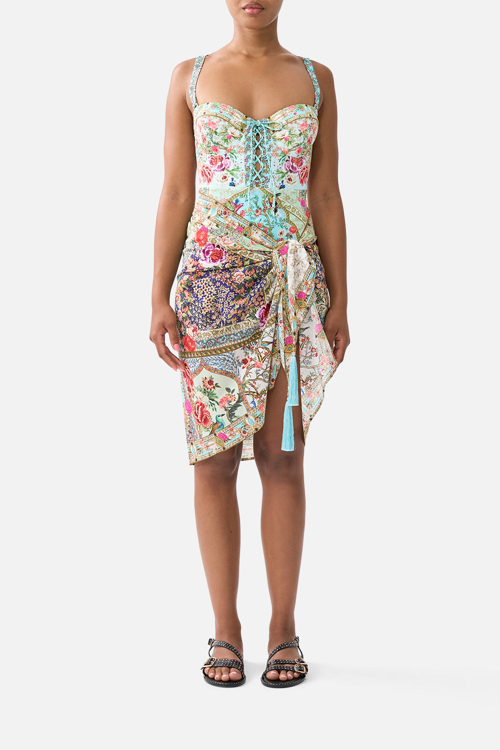 WOVEN SHORT SARONG WITH TASSELS SULTANS AND QUEENS