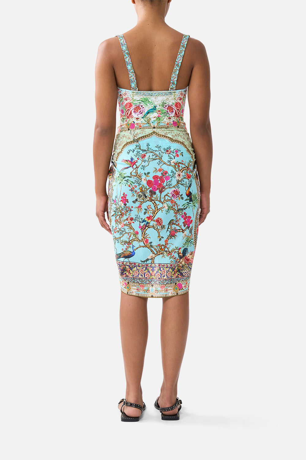 WOVEN SHORT SARONG WITH TASSELS SULTANS AND QUEENS