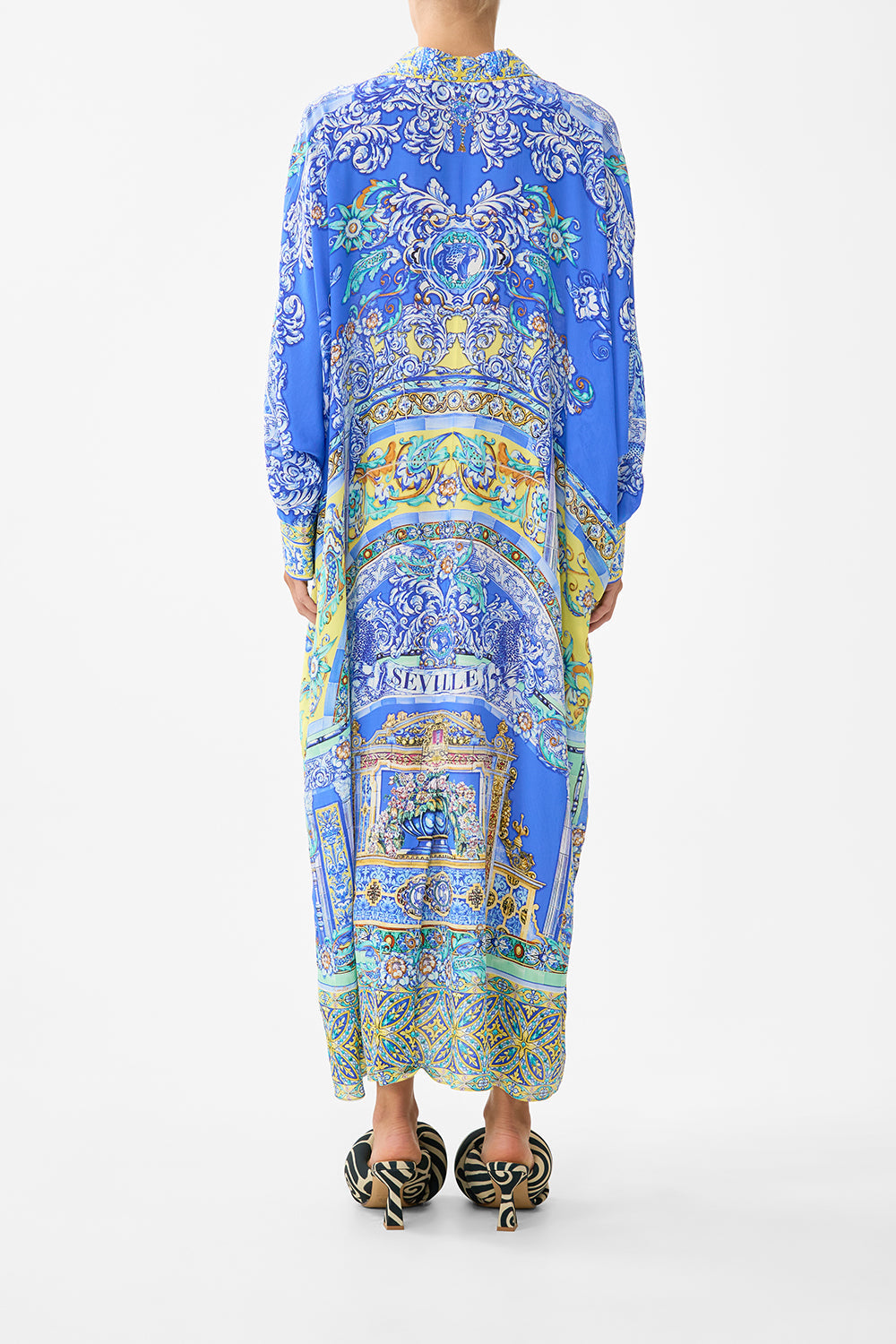WING COLLAR KAFTAN BENEATH THE ANDALUSIAN SUN
