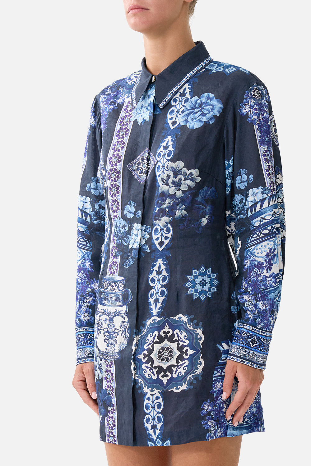 SHIRT DRESS WITH A LINE SKIRT A TILED WONDERLAND