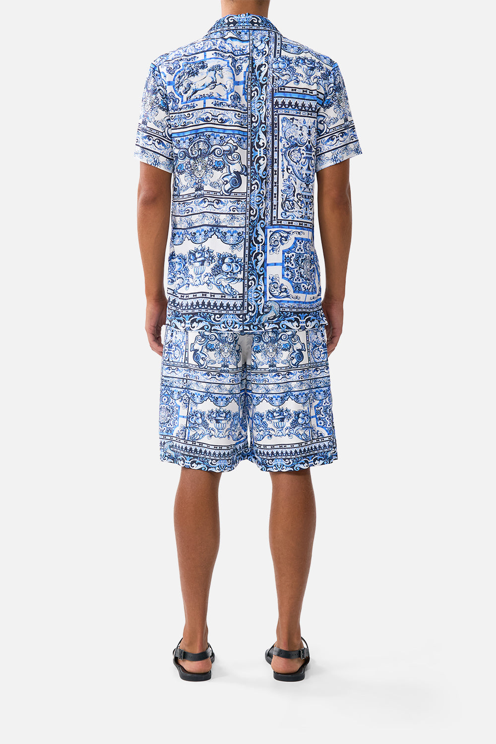 BAGGY LONG WALK SHORT WITH ELASTIC WAIST A TILED WONDERLAND