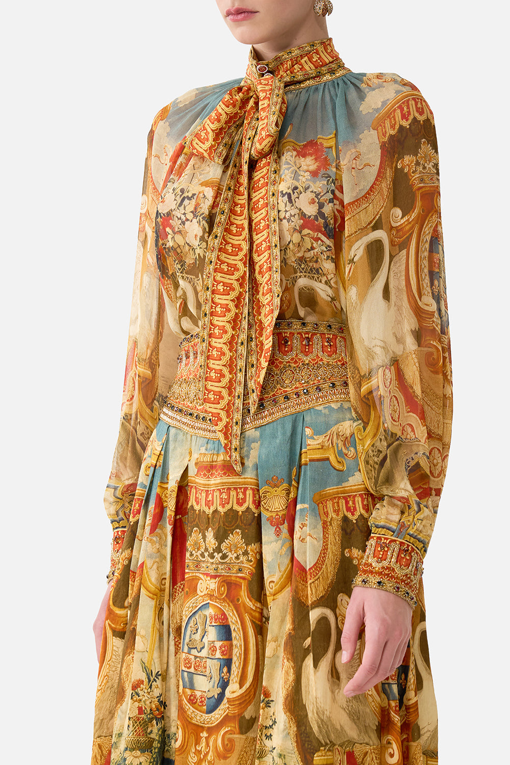 DETACHABLE PUSSY BOW RAGLAN BLOUSE LIFE’S RICH TAPESTRY
