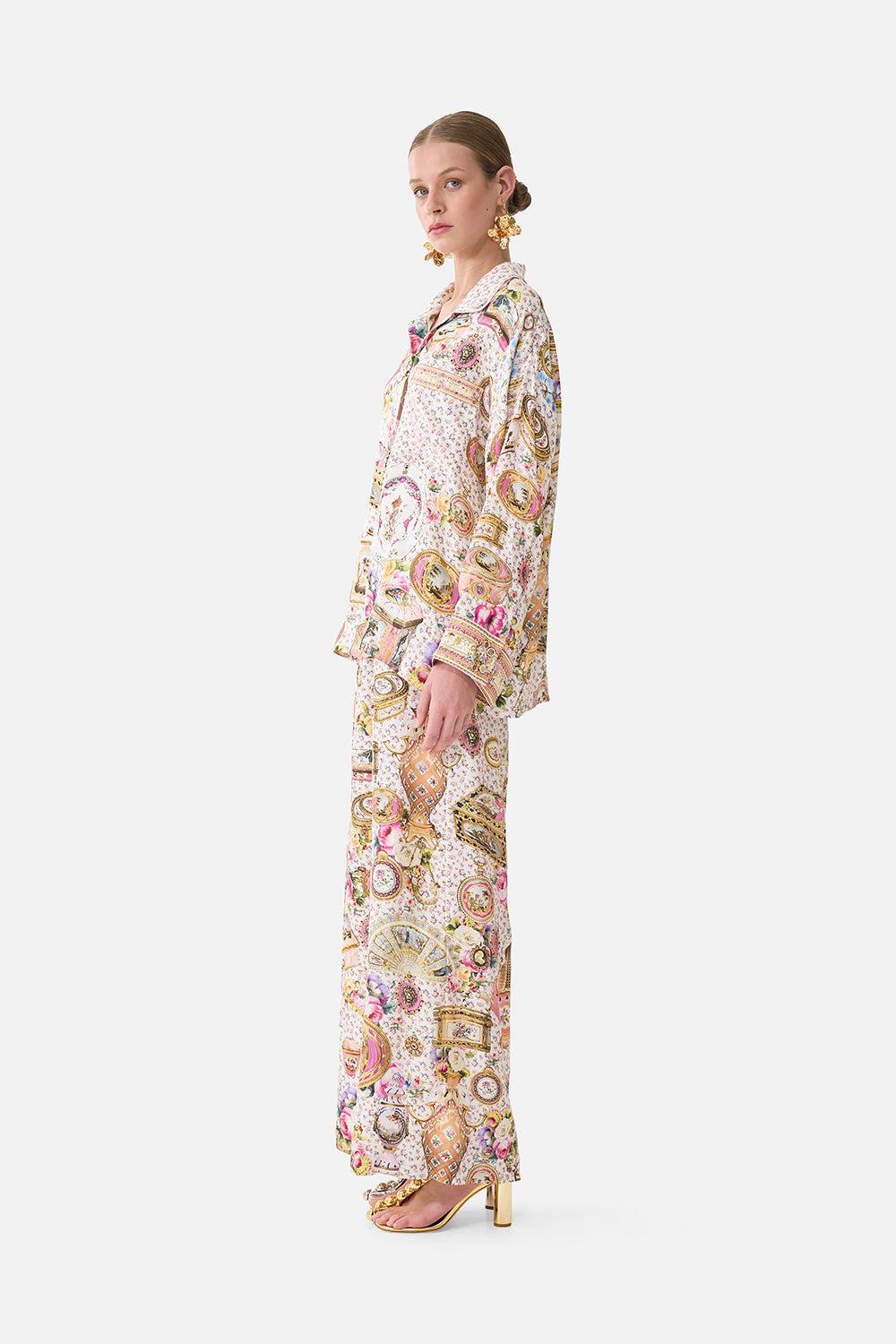 RELAXED COLLARED SHIRT WITH POCKET IN THE HEART OF ART