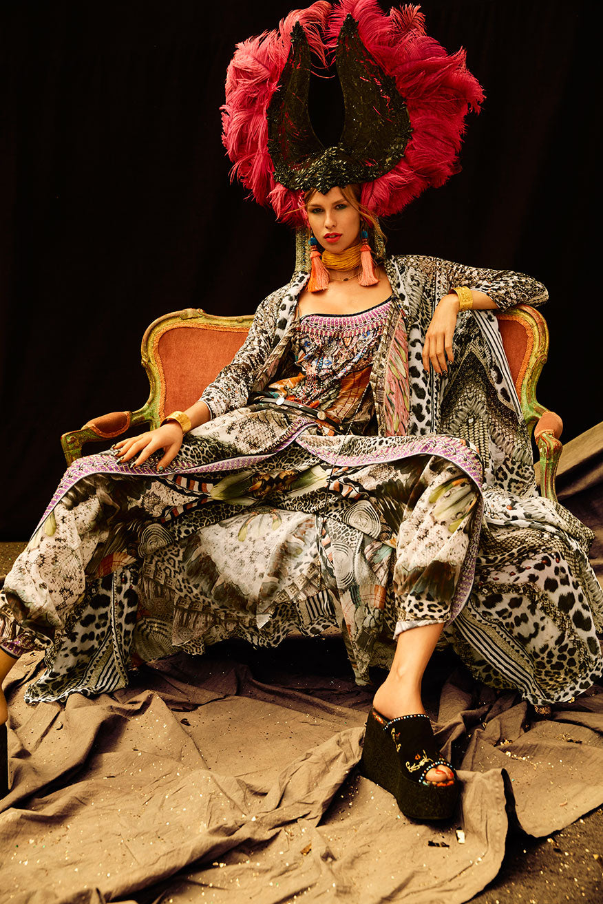 ANIMAL INSTINCT OVERSISED ROBE