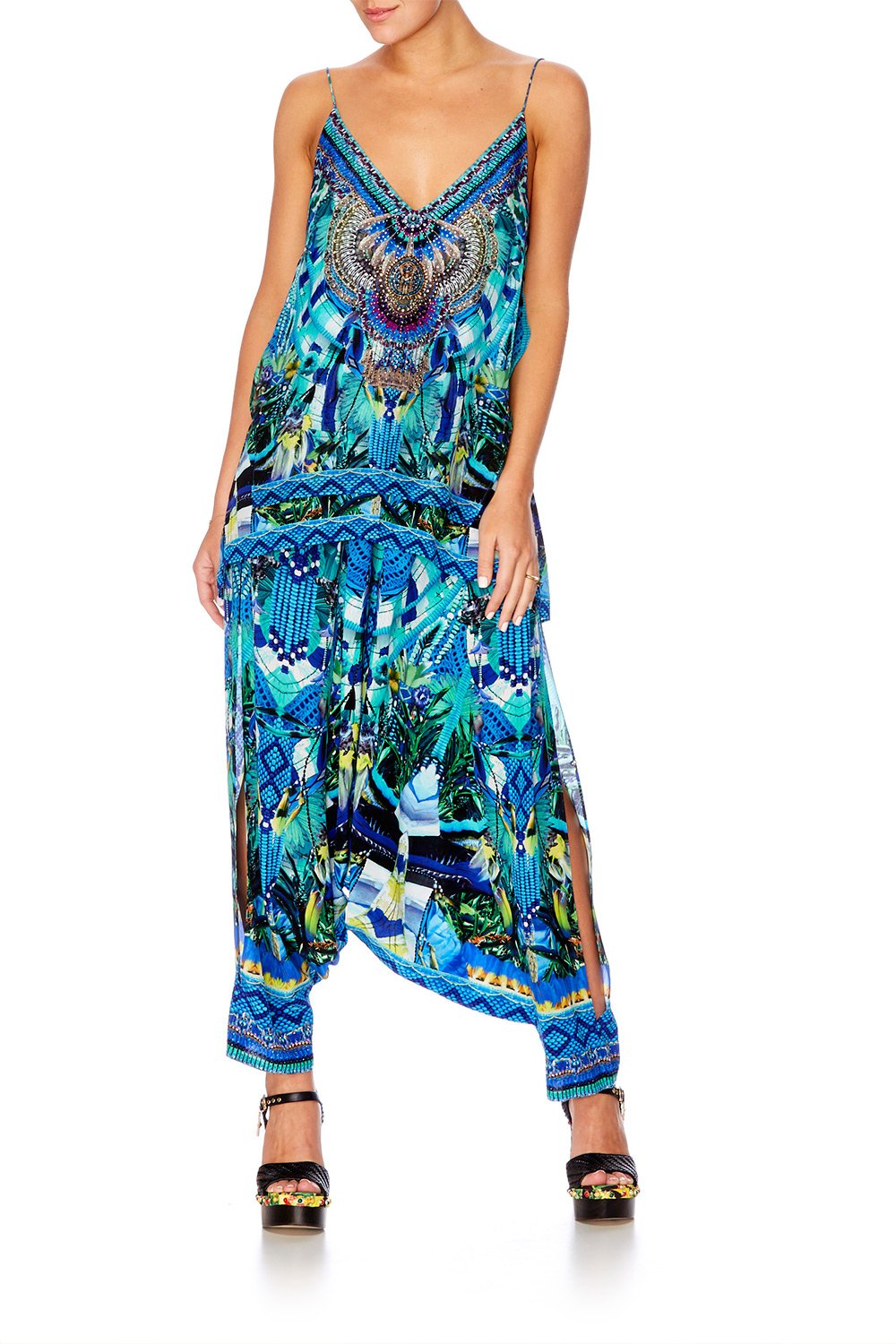 AMAZON AZURE MULTI LAYER V NECK TOP