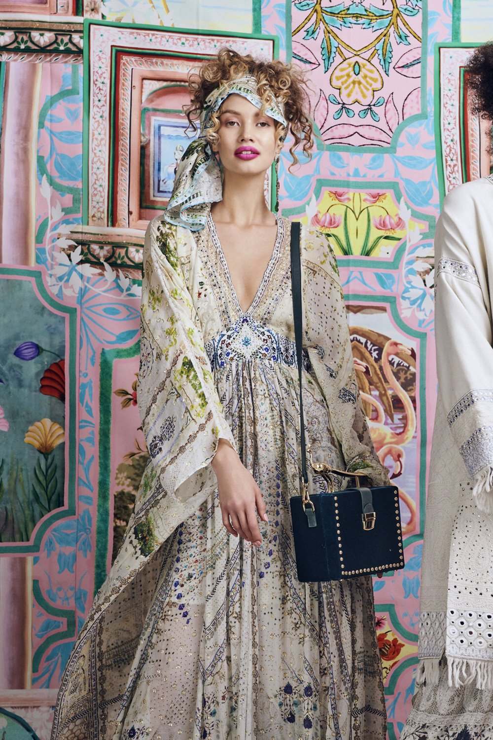 KINDNESS KALEIDOSCOPE PEACOCK BOX BAG