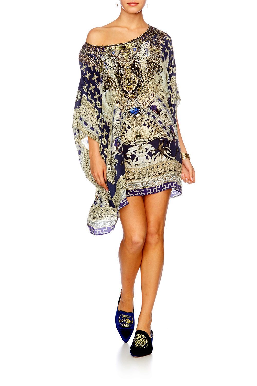 A LITTLE PAST TWILIGHT SHORT ROUND NECK KAFTAN