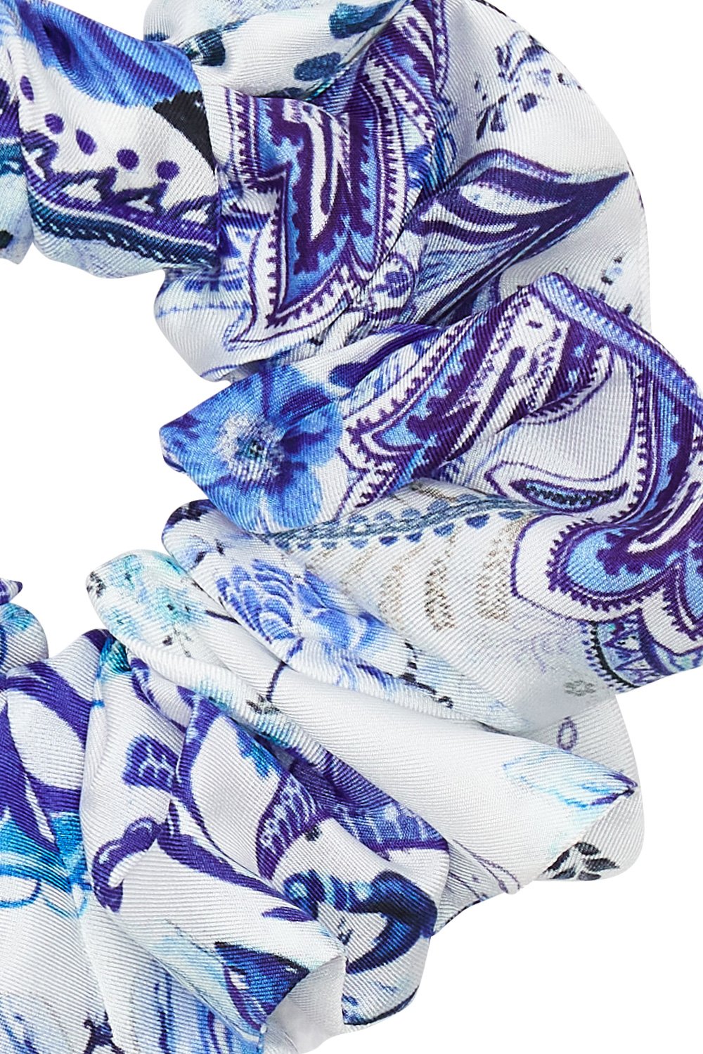 SCRUNCHIE TALKING ABOUT A REVOLUTION