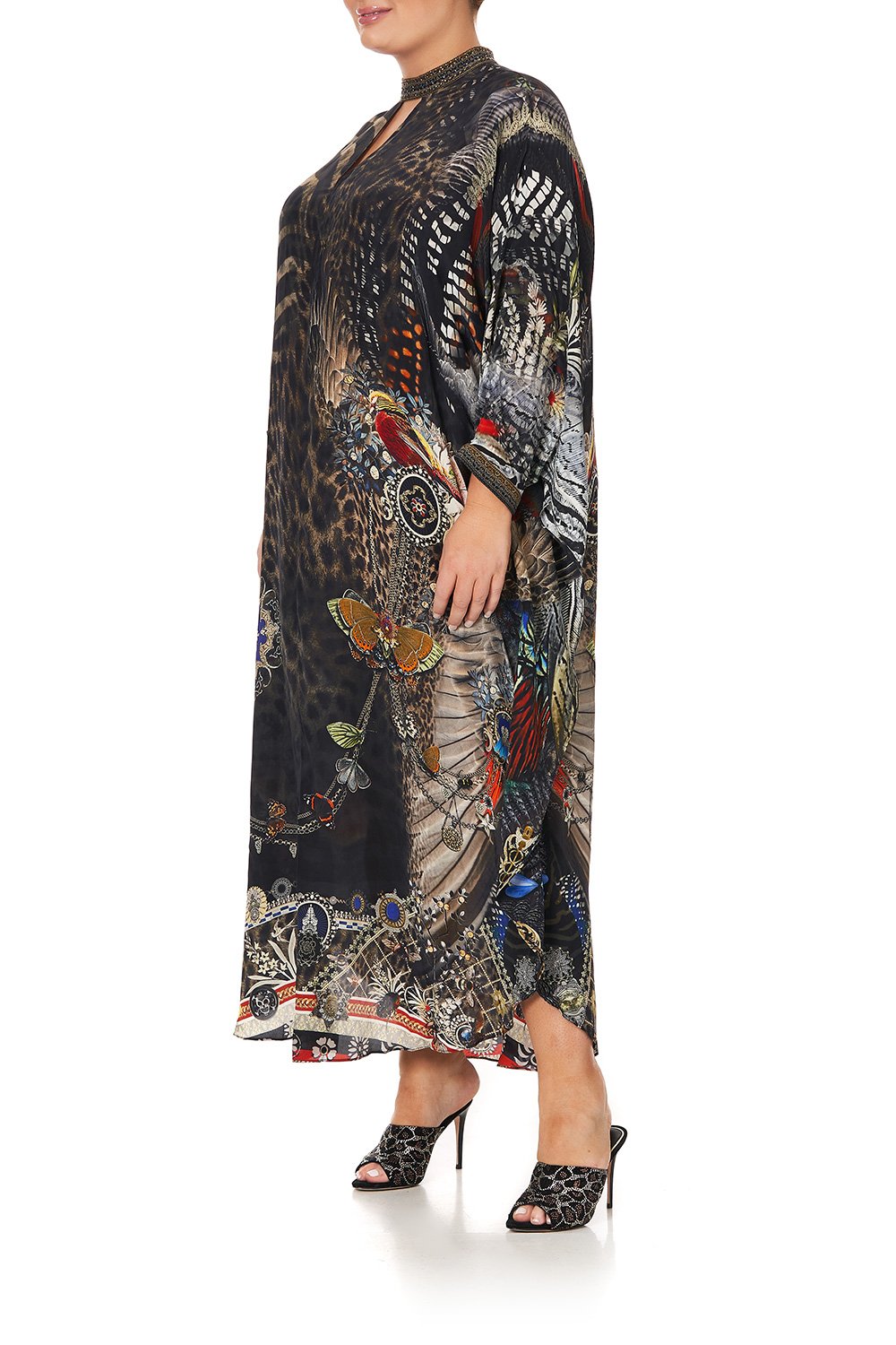 KAFTAN WITH HIGH COLLAR STAND TREASURE CHASER