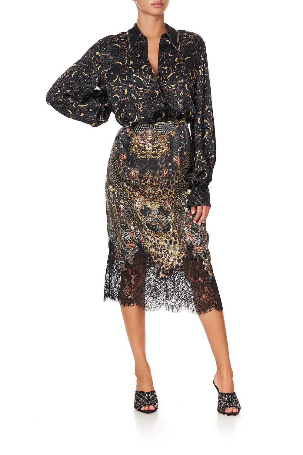 CURVED COLLAR BLOUSE ABINGDON PALACE