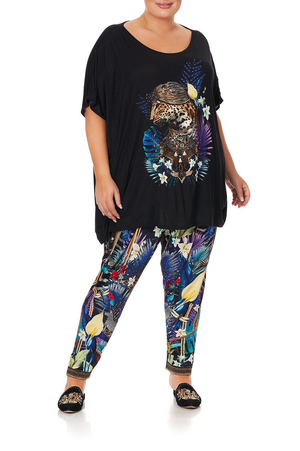 LOOSE FIT ROUND NECK TEE RAINBOW ROOM