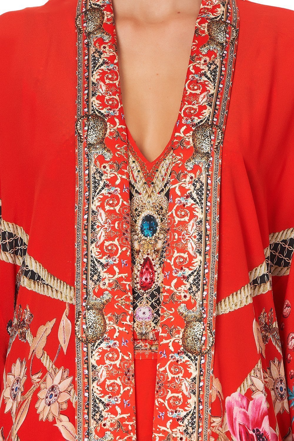 KIMONO COAT AND THE QUEEN WORE RED