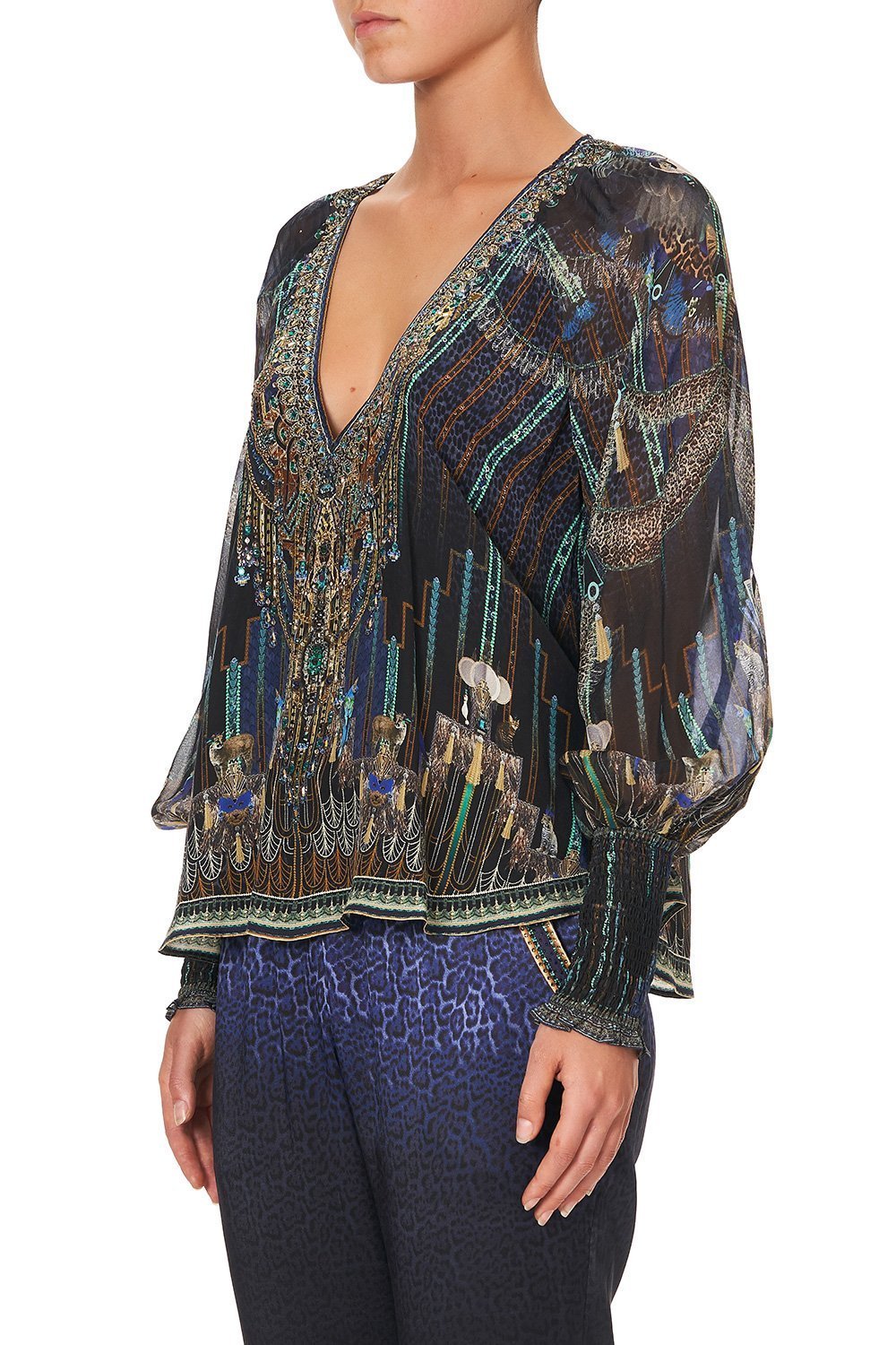 SHIRRED CUFF BLOUSE DRIPPING IN DECO