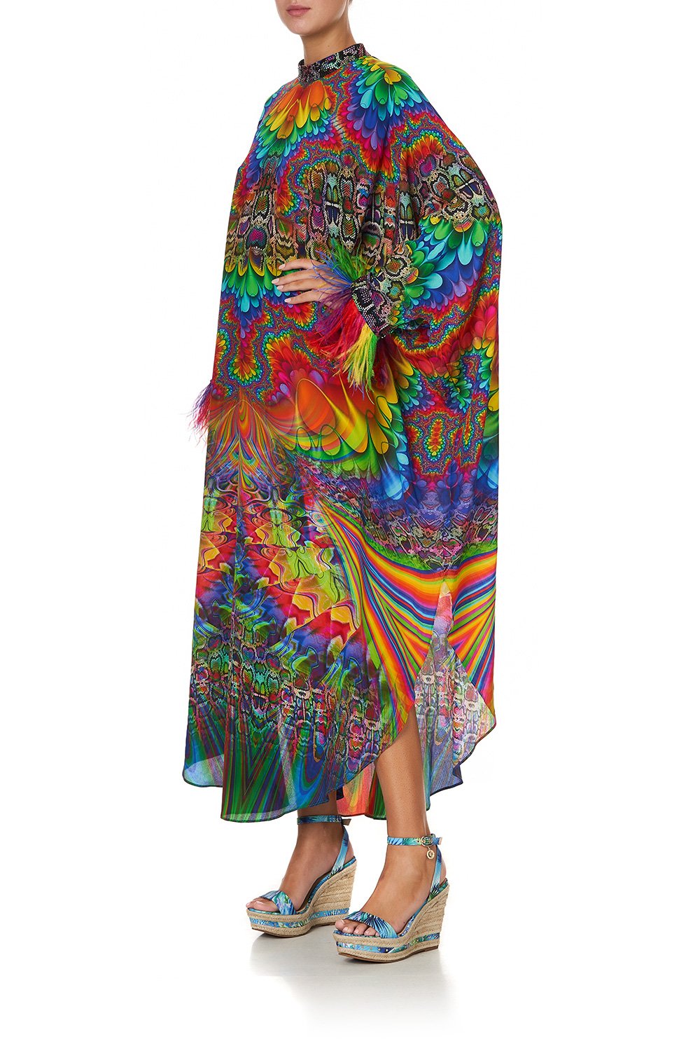 HIGH COLLAR KAFTAN WITH TIE COMING DOWN FROM COSMOS