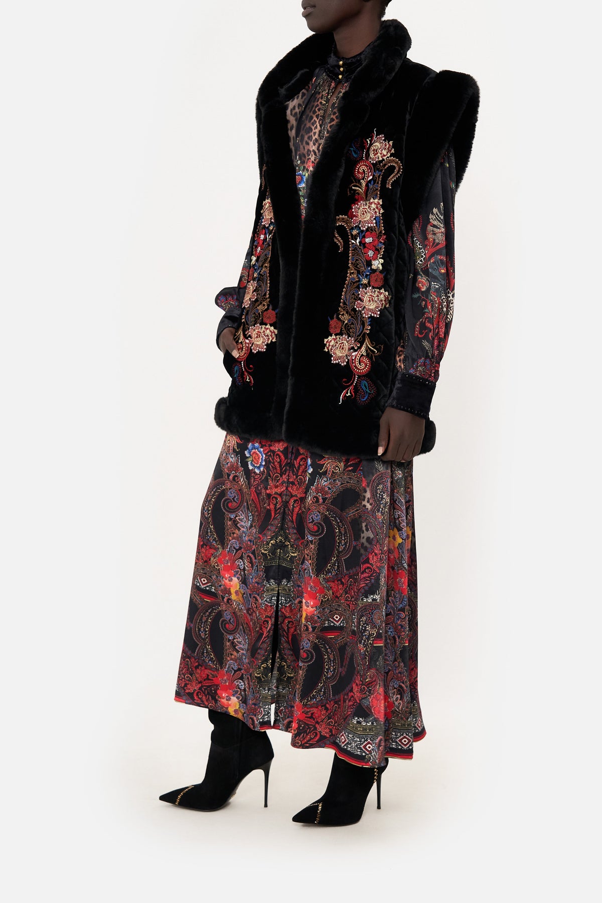 OVERSIZED FAUX FUR GILET WOODSTOCK ROCK