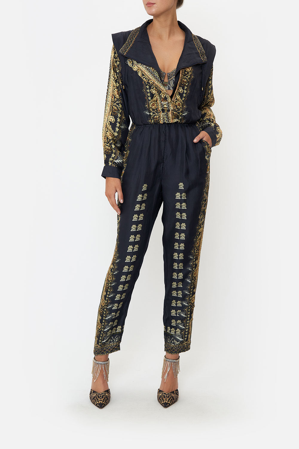 SHELL SUIT WITH REMOVABLE SLEEVE ITS ALL OVER TORERO