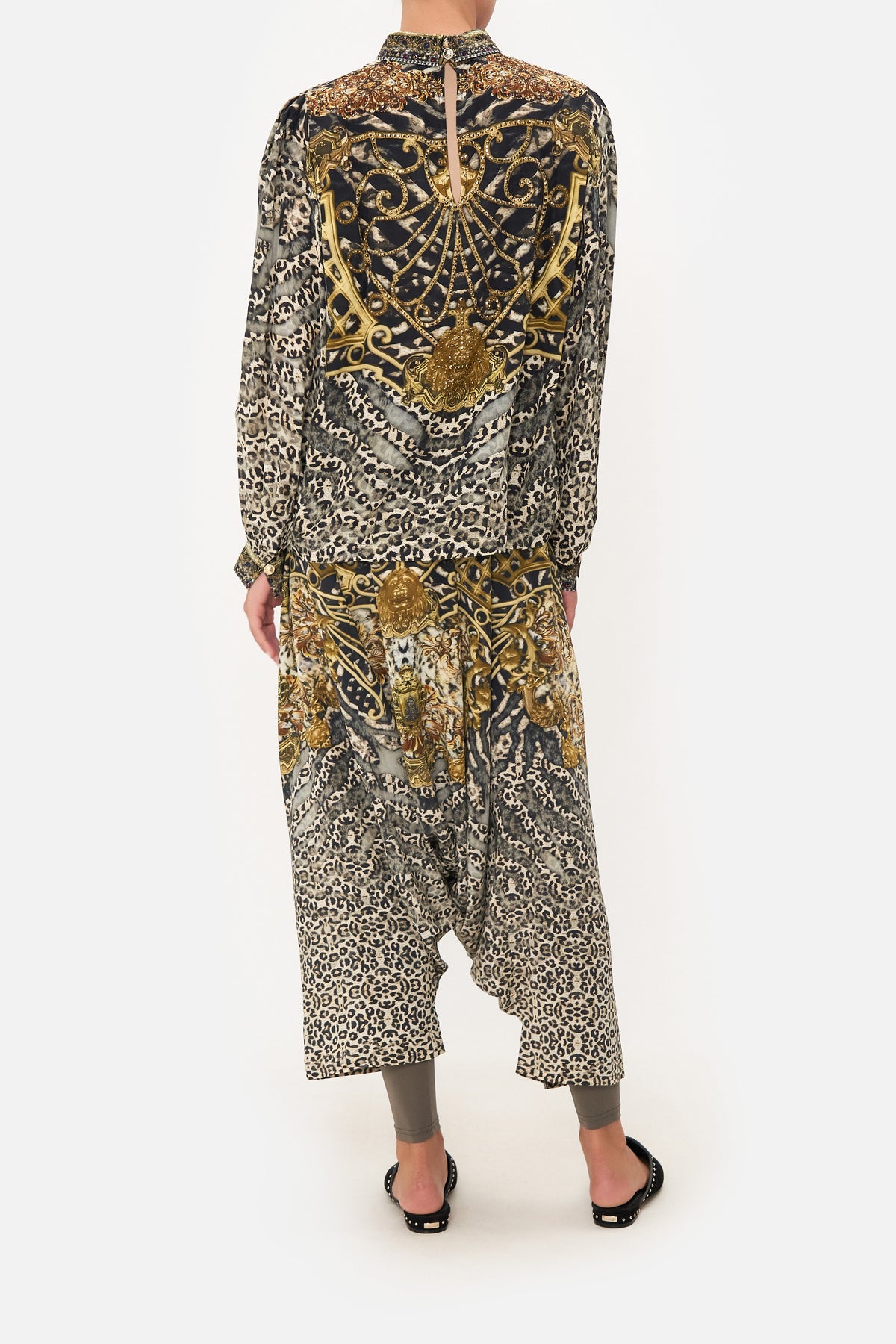 TUCKED SHOULDER TOP ARMADA