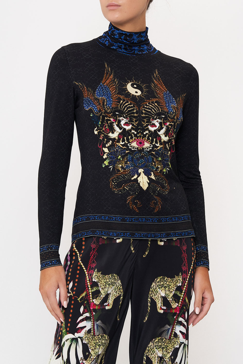 JERSEY TURTLENECK HOLLYWOOD HEIST