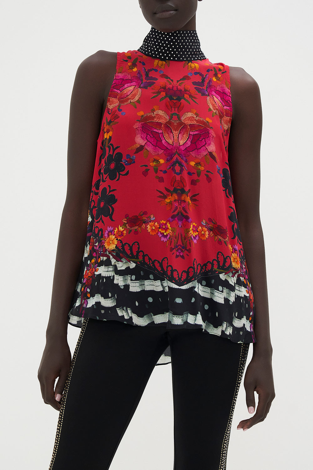 HIGH NECK TOP WITH BACK NECK TIE VIEW FROM THE VEIL