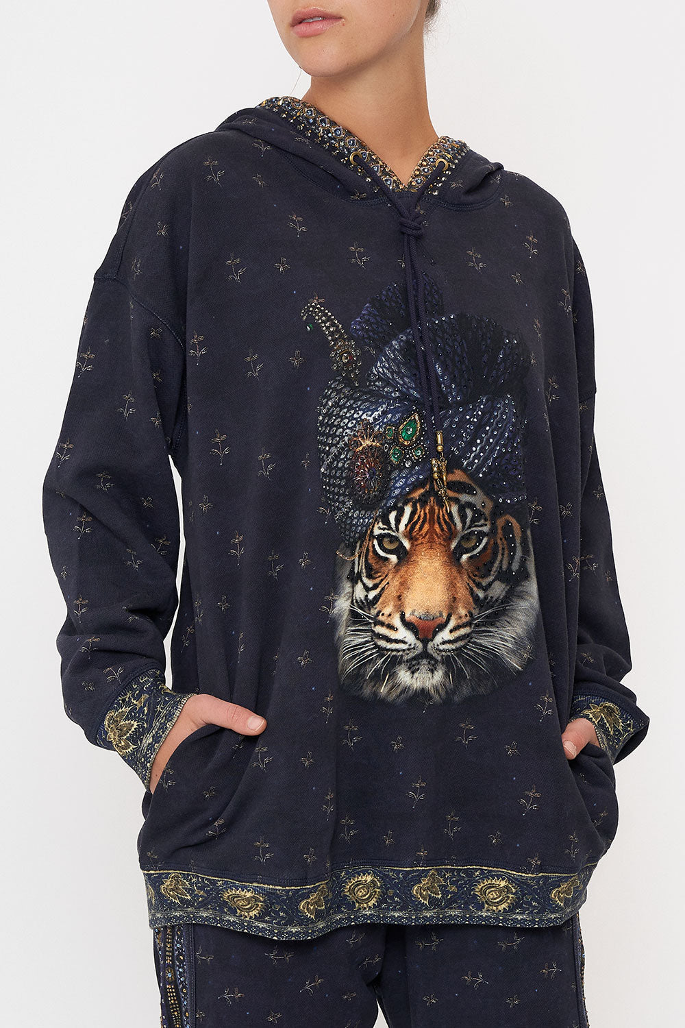 HOODY SWEATER WITH POCKETS FOREVER FAMILY