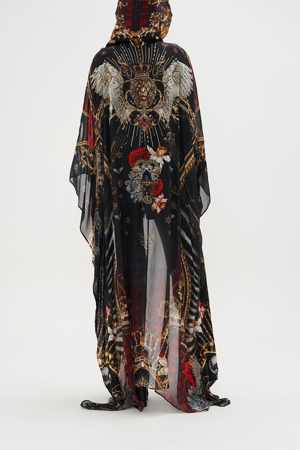 OVERSIZED ROBE DO I ENTERTAIN YOU