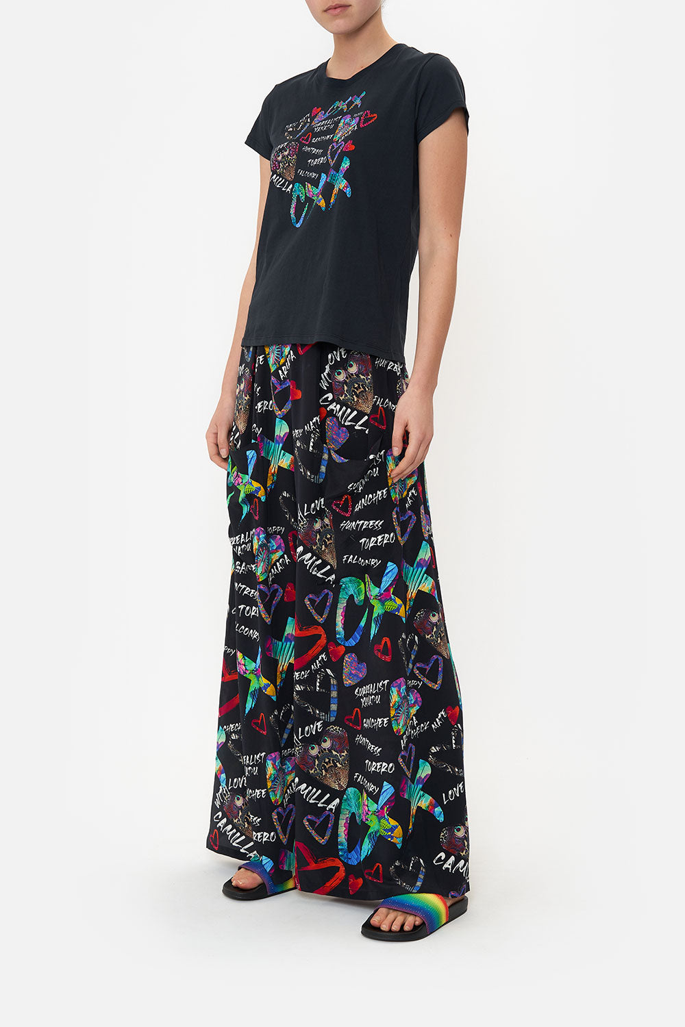 SLIM FIT ROUND NECK T-SHIRT TAGGED UP