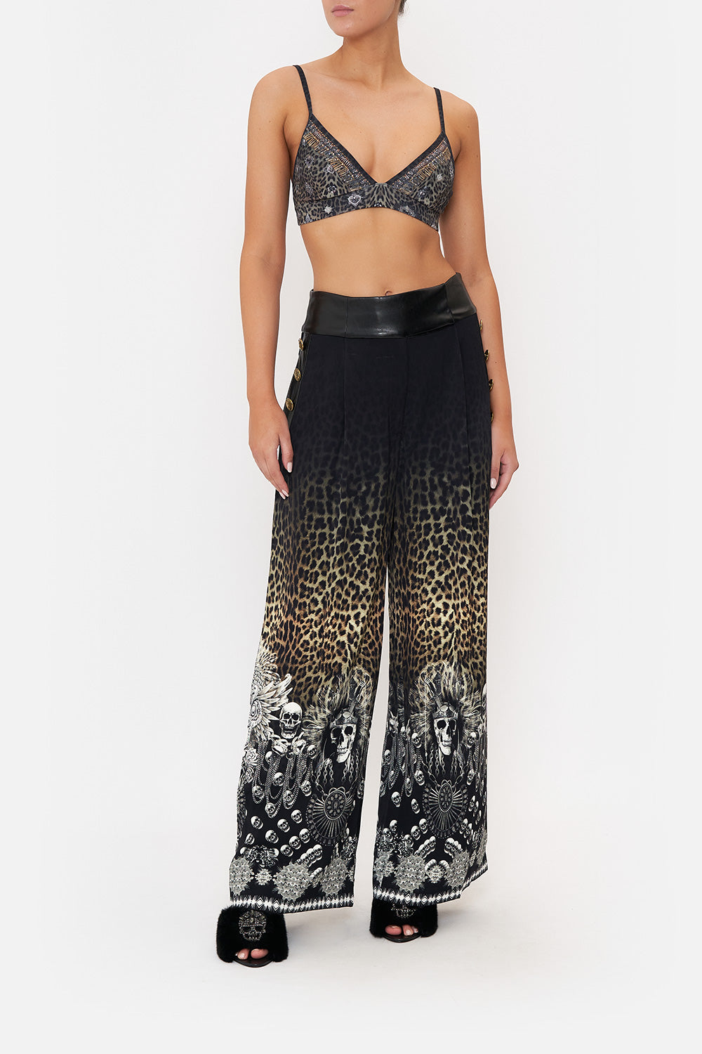 SOFT BRA WITH BACK CLIP ORDER OF DISORDER